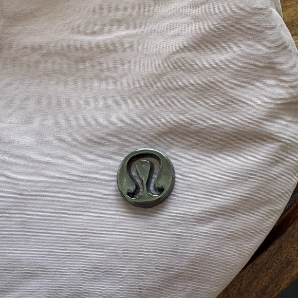 Lululemon Crossbody Handbag Never used, only stored - Picture 6 of 14